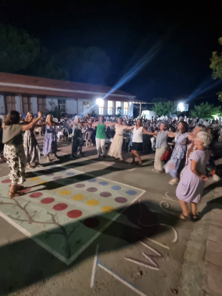 Η θερινή εκδήλωση του «Ανθρωπιστικού Συλλόγου» Ακράτας ΦΩΤΟ