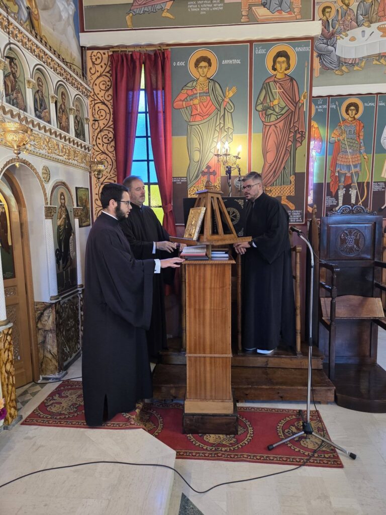 Μεταμορφώσεως του Κυρίουκλήρος και λαός στη Ζαρούχλα ΦΩΤΟ