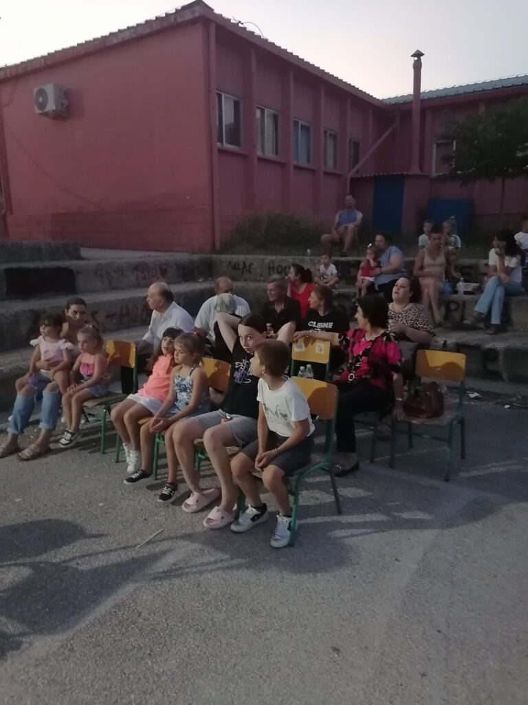 Βραδιά θερινού σινεμά στην Άρλα ΦΩΤΟ