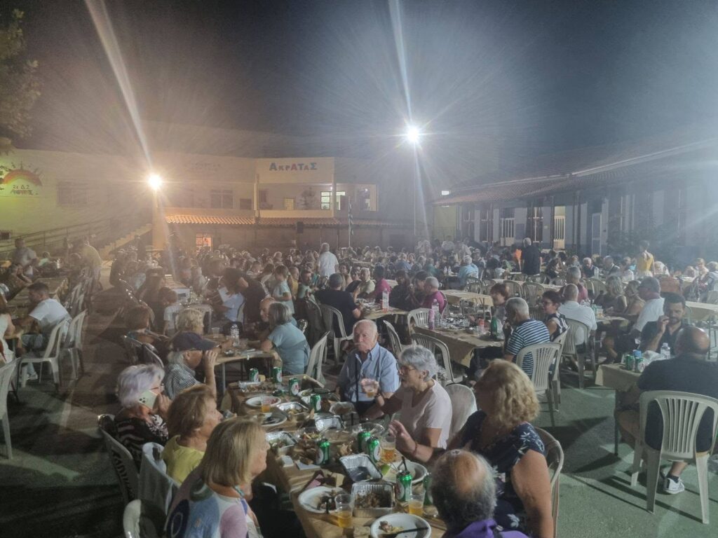 Η θερινή εκδήλωση του «Ανθρωπιστικού Συλλόγου» Ακράτας ΦΩΤΟ