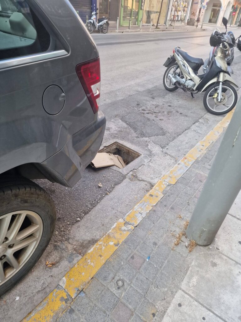 Πάτρα: Βρωμιά και δυσωδία σε κεντρικά σημεία με ευθύνες σε ιδιοκτήτες και καταστήματα ΦΩΤΟ