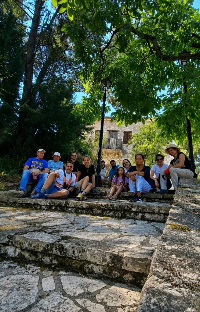 Το Σοποτό Καλαβρύτων φοράει τα γιορτινά του.