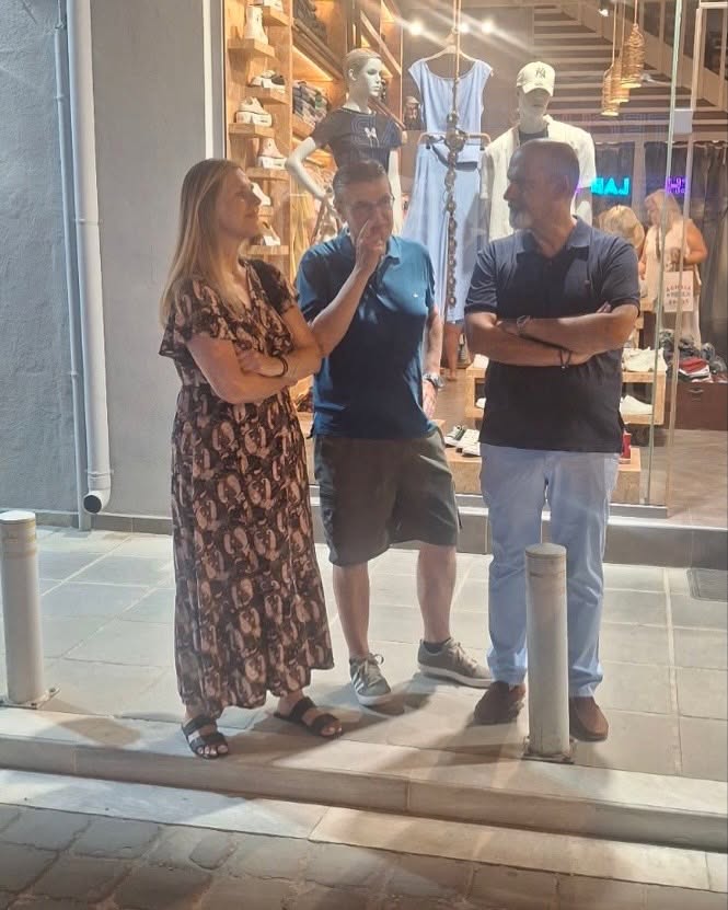 Κάτω Αχαΐα: Στήριξη στη μικρή επιχειρηματικότητα και τις υποδομές ανέδειξε η «Βραδιά Εμπορίου» ΦΩΤΟ