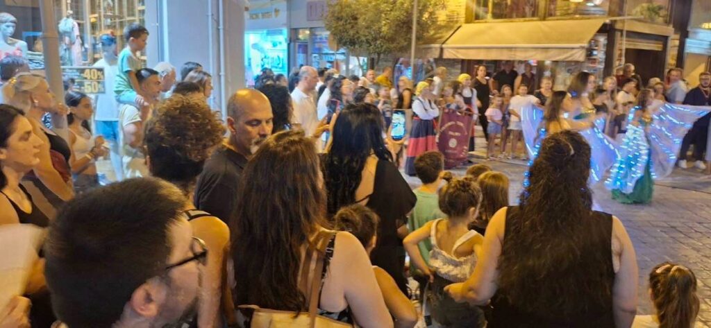 Κάτω Αχαΐα: Στήριξη στη μικρή επιχειρηματικότητα και τις υποδομές ανέδειξε η «Βραδιά Εμπορίου» ΦΩΤΟ