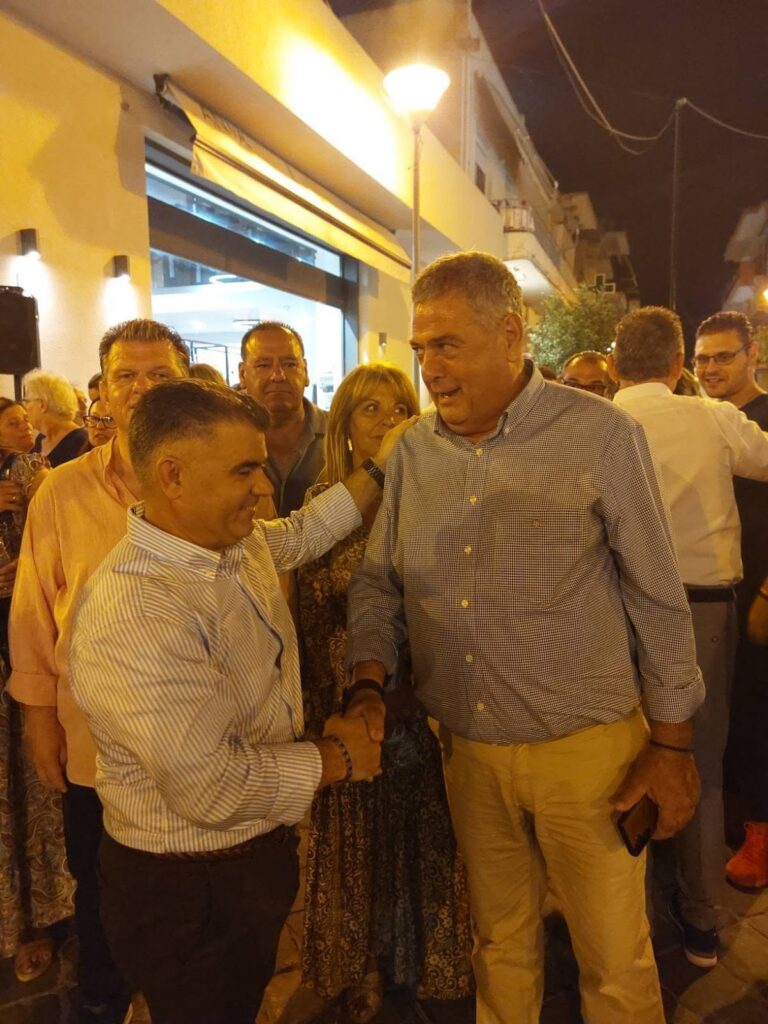Κάτω Αχαΐα: Στήριξη στη μικρή επιχειρηματικότητα και τις υποδομές ανέδειξε η «Βραδιά Εμπορίου» ΦΩΤΟ