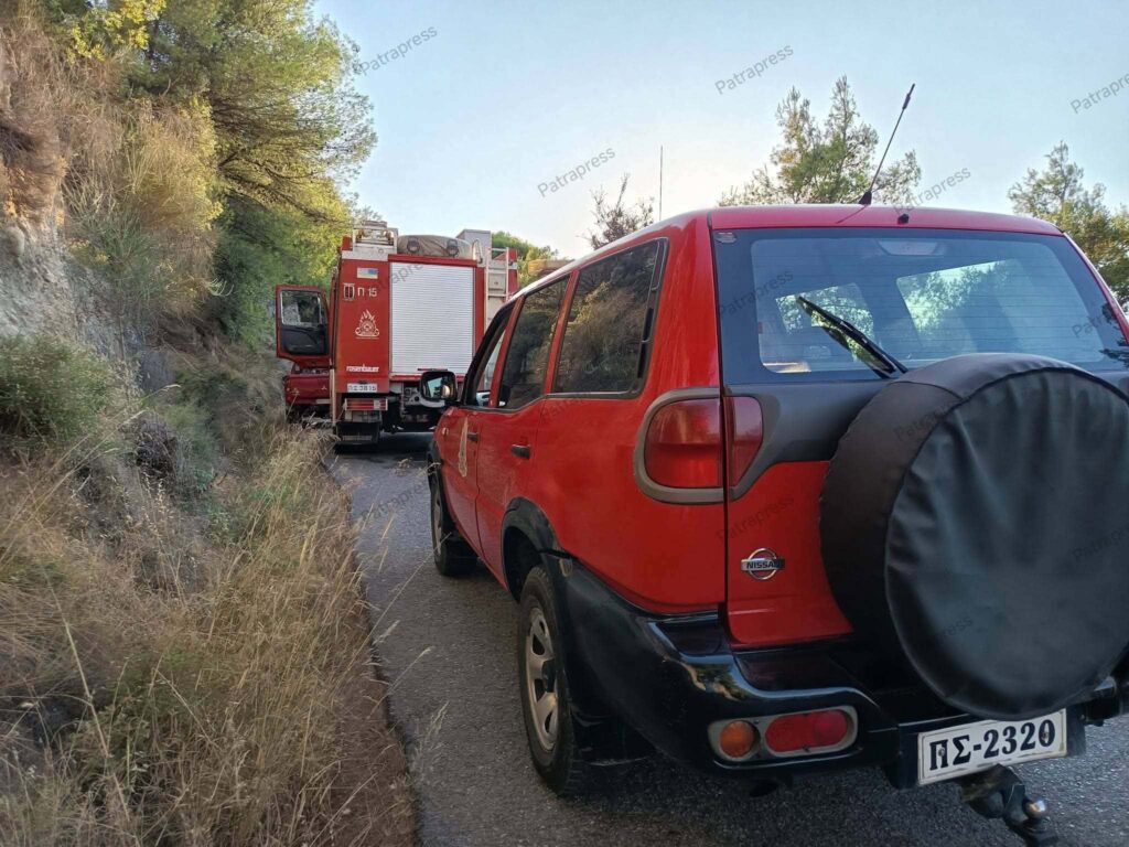 Αχαΐα: Όχημα έπεσε σε γκρεμό – Άγιο είχαν οι τρεις επιβαίνοντες ΦΩΤΟ