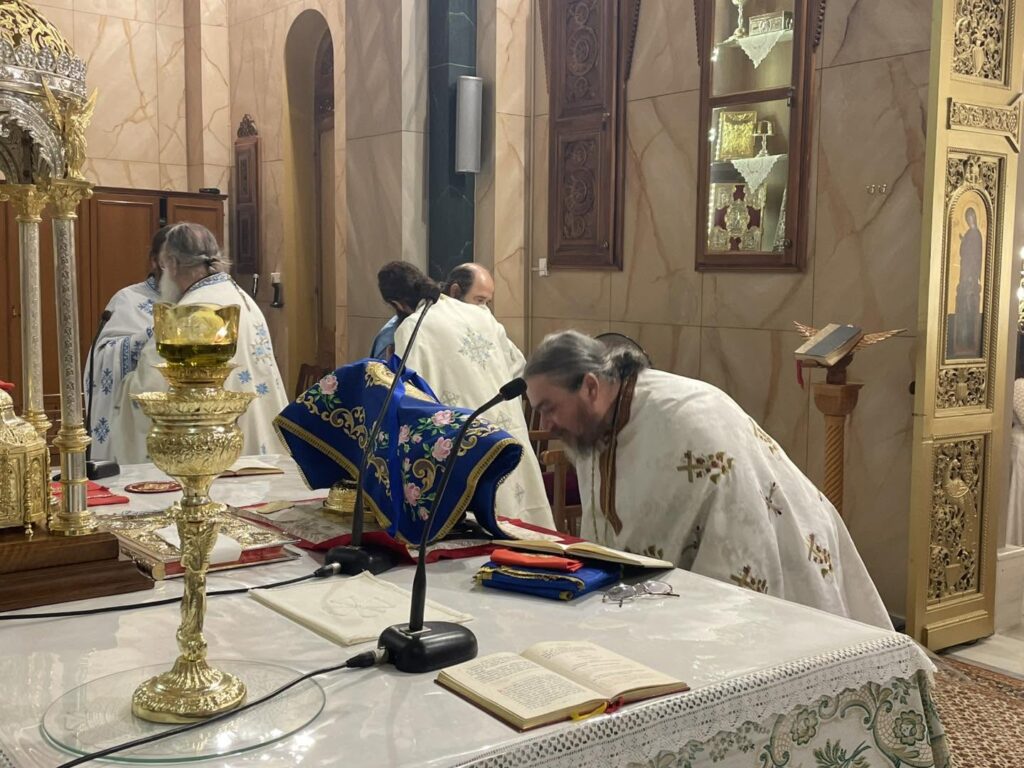 Προεόρτια Ιερά Αγρυπνία στο ναό του Αγίου Δημητρίου Πατρών ΦΩΤΟ