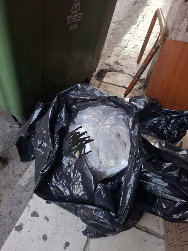Πάτρα: Σοβαρή καταγγελία για καθαριότητα και ελεγχόμενη στάθμευση ΦΩΤΟ