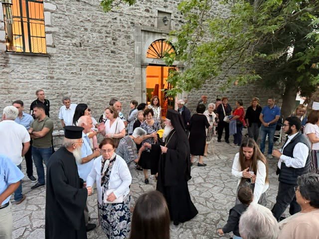 Ο Μητροπολίτη Ιερώνυμος στο Βραχνί Καλαβρύτων ΦΩΤΟ