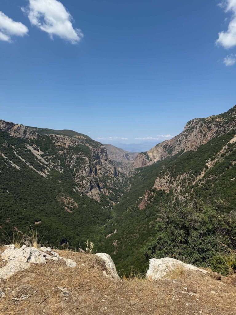 Επίσκεψη στο Μέγα Σπήλαιο από την Εταιρεία Φίλων Αρχαίας Ελίκης ΦΩΤΟ