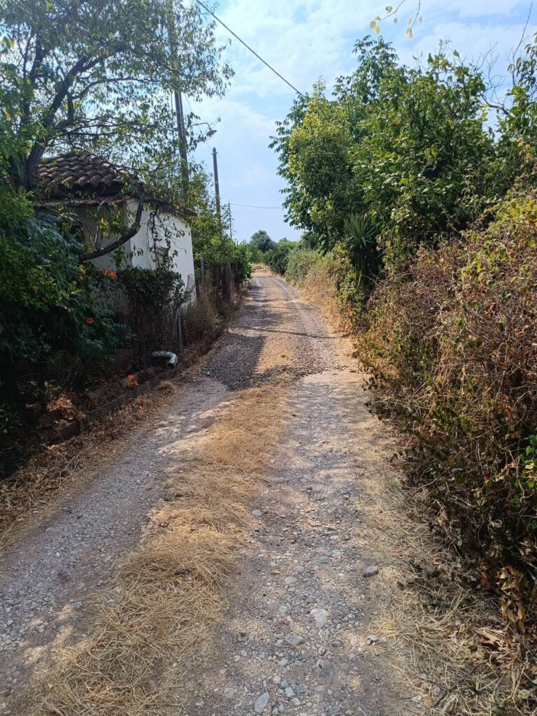 Τέμενη: Αποκατάσταση δρόμων με αξιοποίηση τριμμένης πίσσας ΦΩΤΟ