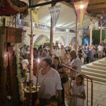 Πάτρα: Ουρές πιστών στη Παναγία Γηροκομίτισσα - Κατάνυξη στο ιστορικό Μοναστήρι ΦΩΤΟ 3 Πάτρα: Ουρές πιστών στη Παναγία Γηροκομίτισσα - Κατάνυξη στο ιστορικό Μοναστήρι ΦΩΤΟ