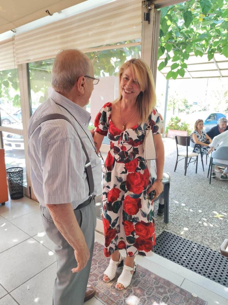 Το «ευχαριστώ» της Γιώτας Παυλοπούλου για τις αμέτρητες ευχές στη γιορτή της ΦΩΤΟ