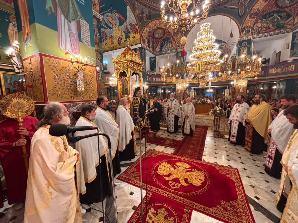 Αίγιο: Με λαμπρότητα και πλήθος πιστών ο εορτασμός της Φανερωμένης ΒΙΝΤΕΟ-ΦΩΤΟ