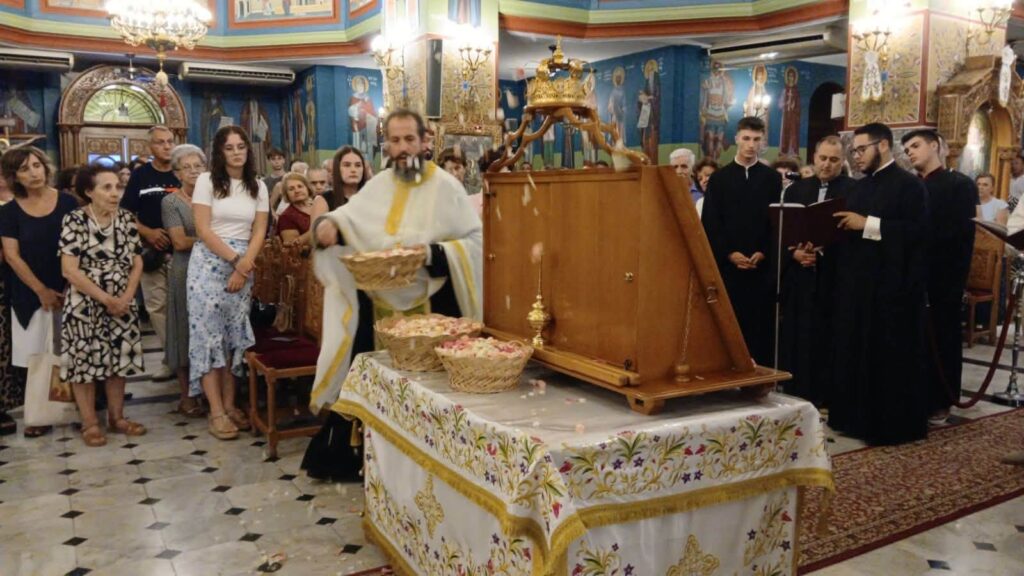 Τα εγκώμια της Θεοτόκου στην Φανερωμένη Αιγίου ΦΩΤΟ