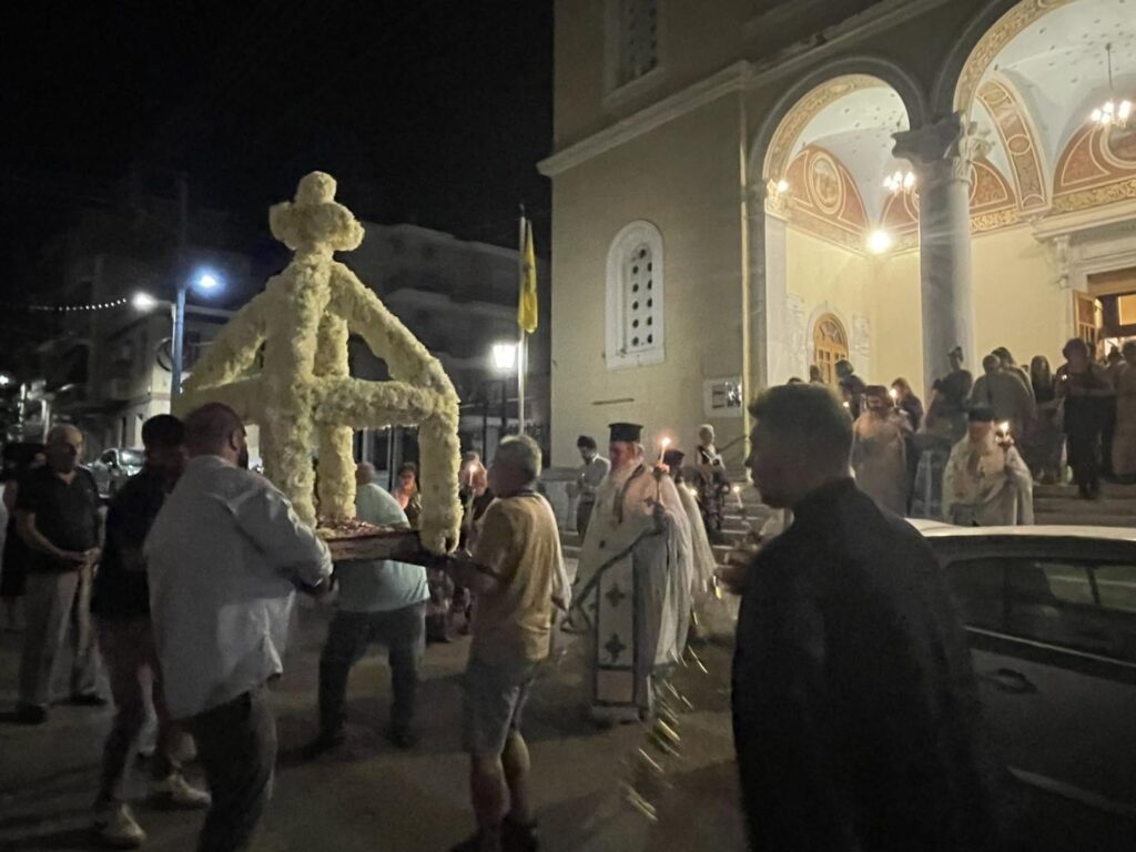 Προεόρτια Ιερά Αγρυπνία στο ναό του Αγίου Δημητρίου Πατρών ΦΩΤΟ