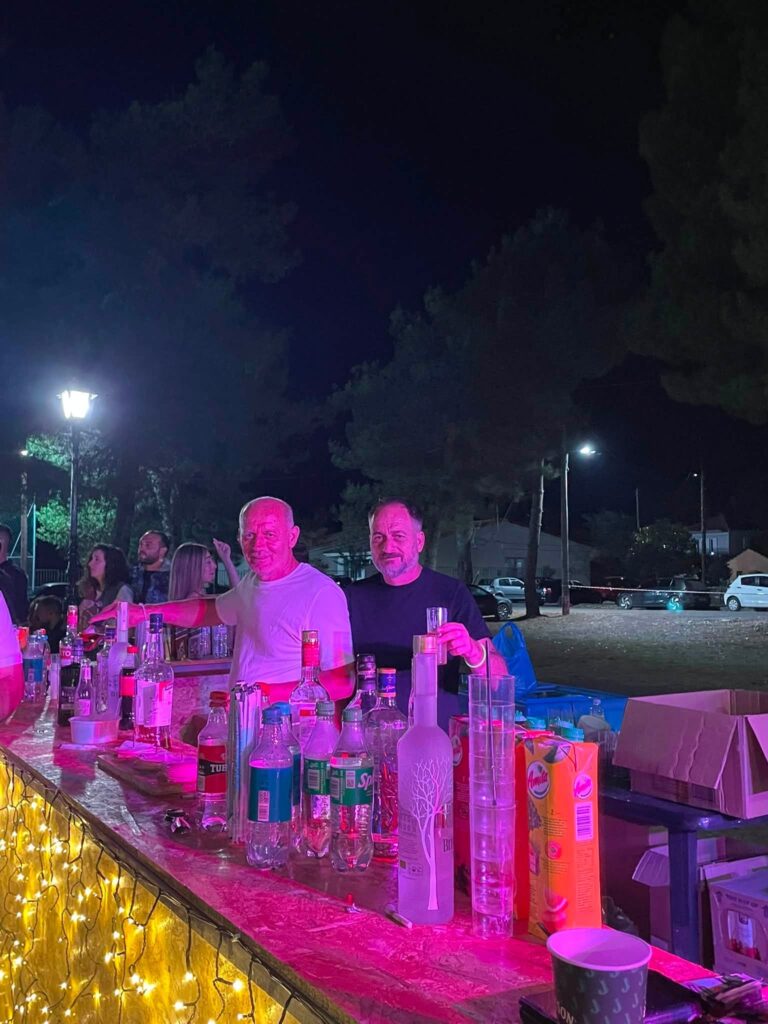 Το Party Νεολαίας στο Πάος Καλαβρύτων ΒΙΝΤΕΟ-ΦΩΤΟ