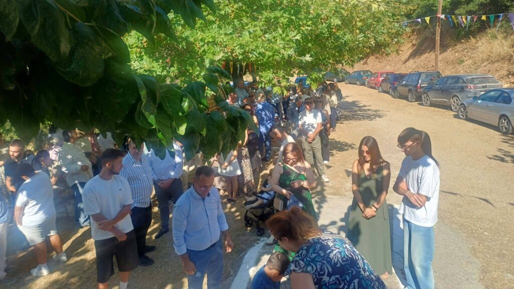 Λαοθάλασσα ελπίδας και αισιοδοξίας στο Δροσάτο ΒΙΤΕΟ-ΦΩΤΟ