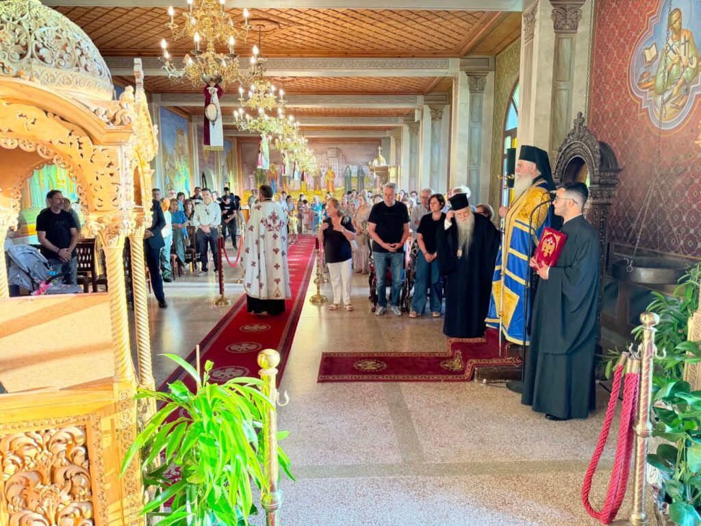 Πανηγυρικός εσπερινός στο Μέγα Σπήλαιο με Ιερώνυμο και Αμβρόσιο ΦΩΤΟ 18 Πανηγυρικός εσπερινός στο Μέγα Σπήλαιο με Ιερώνυμο και Αμβρόσιο ΦΩΤΟ