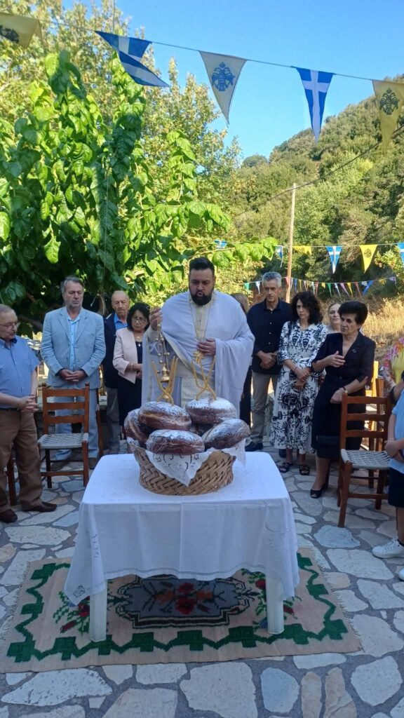 Λαοθάλασσα ελπίδας και αισιοδοξίας στο Δροσάτο ΒΙΤΕΟ-ΦΩΤΟ