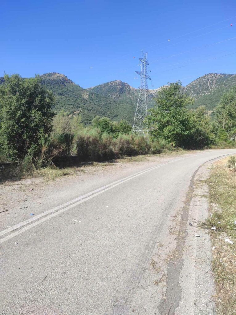Αχαΐα: Παρέμβαση καθαρισμού και οδικής ασφάλειας στην Εθνική οδό «111» 8 Αχαΐα: Παρέμβαση καθαρισμού και οδικής ασφάλειας στην Εθνική οδό «111»