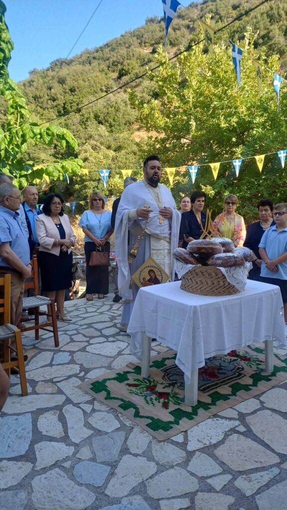 Λαοθάλασσα ελπίδας και αισιοδοξίας στο Δροσάτο ΒΙΤΕΟ-ΦΩΤΟ