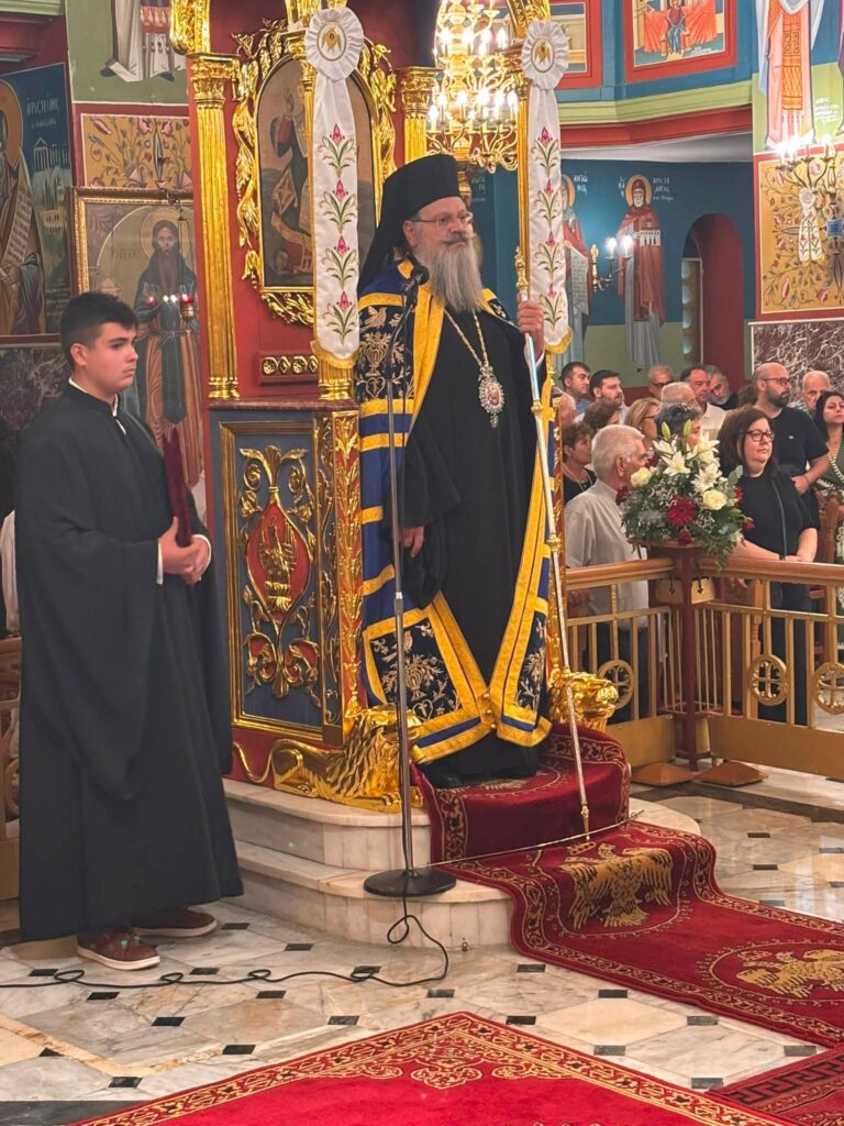 Αίγιο: Με λαμπρότητα και πλήθος πιστών ο εορτασμός της Φανερωμένης ΒΙΝΤΕΟ-ΦΩΤΟ 9 Αίγιο: Με λαμπρότητα και πλήθος πιστών ο εορτασμός της Φανερωμένης ΒΙΝΤΕΟ-ΦΩΤΟ