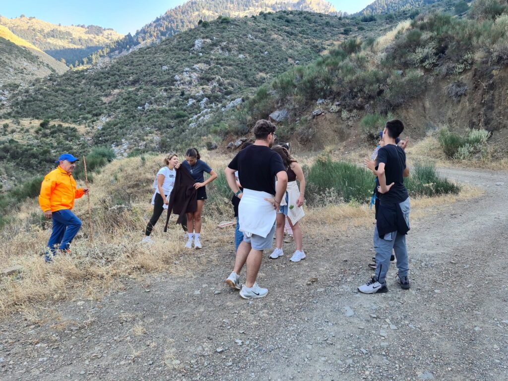 Πεζοπορία στη φύση του ορεινού χωριού Λειβάρτζι ΒΙΝΤΕΟ-ΦΩΤΟ