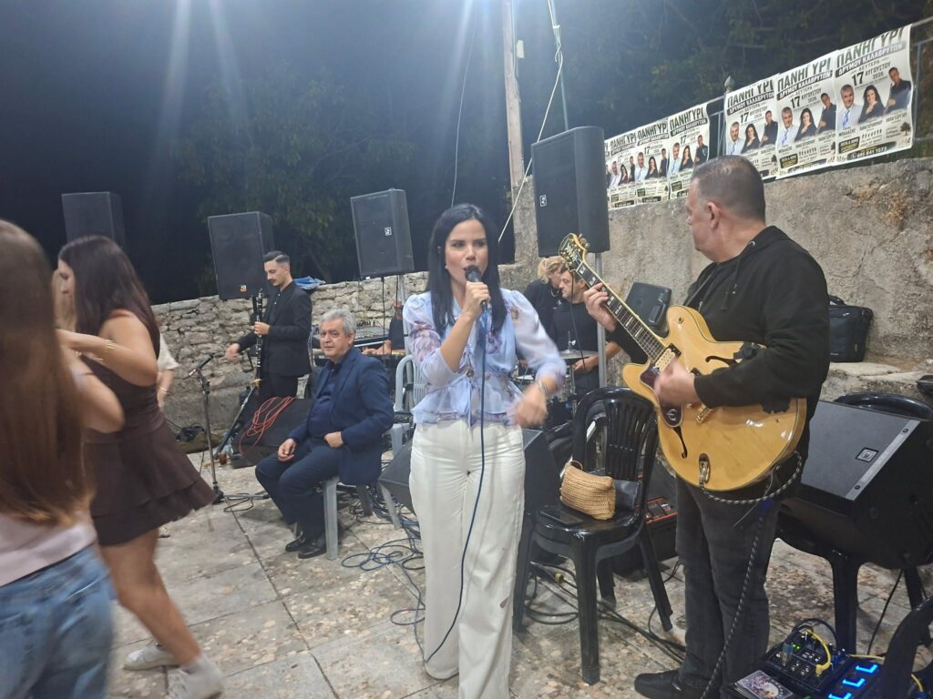 Ο Σύλλογος Δρυμοτών Καλαβρύτων έκανε εκδήλωση στο χωριό ΦΩΤΟ
