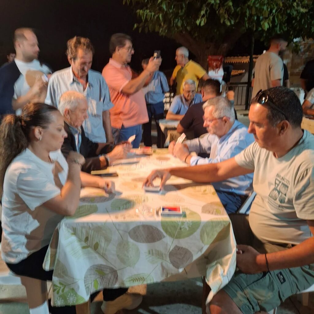 Ένα γεμάτο τριήμερο και με διαγωνισμό δηλωτής στο Καλούσι ΦΩΤΟ 18 Ένα γεμάτο τριήμερο και με διαγωνισμό δηλωτής στο Καλούσι ΦΩΤΟ