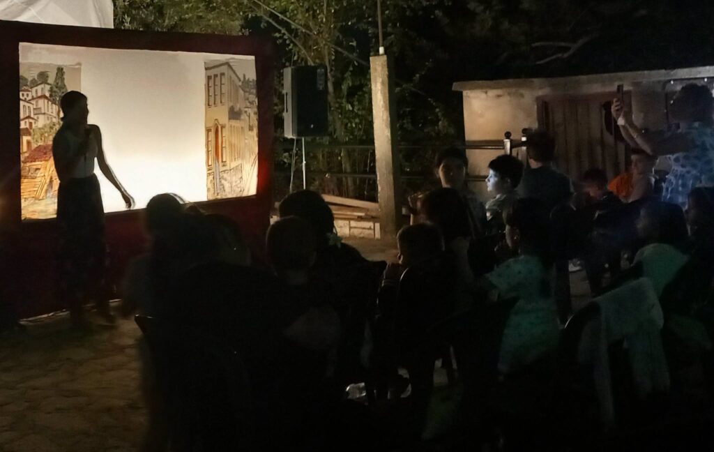 Ο Καραγκιόζης στον Καταρράκτη Πατρών ΦΩΤΟ