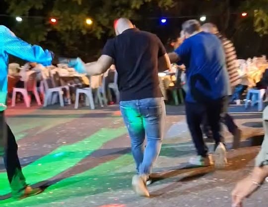 Γεμάτη κέφι βραδιά από τον Πολιτιστικό Σύλλογο Χόβολης Καλαβρύτων