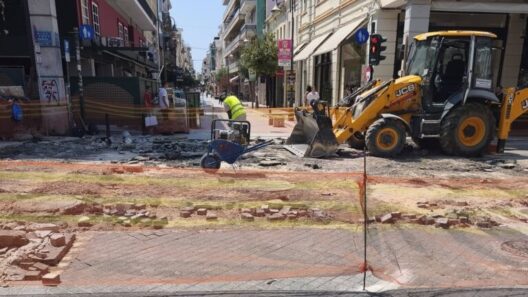 Πάτρα: «Αλαλούμ» στο Ιστορικό Κέντρο – Αντιδράσεις για Ερμού, Καραϊσκάκη και νέα κλεισίματα δρόμων - Δήμος και Αντιπολίτευση στο Patrapress