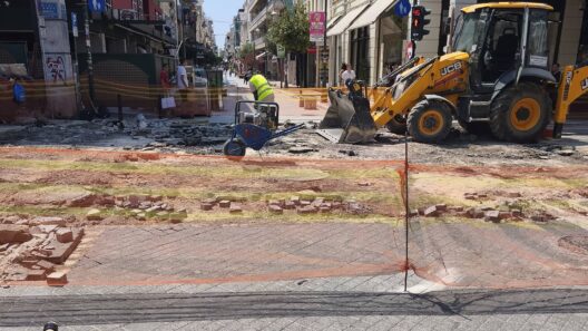 Πάτρα: «Αποφασίζουμε και διατάσσουμε» – Έκλεισαν ολόκληρη την Ερμού χωρίς προειδοποίηση