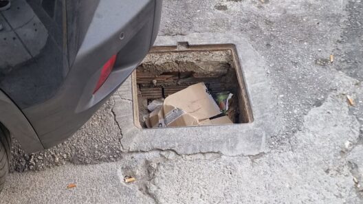 Πάτρα: Τώρα κλέβουν και καπάκια φρεατίων της ΔΕΥΑΠ προκαλώντας παγίδες στους δρόμους ΦΩΤΟ