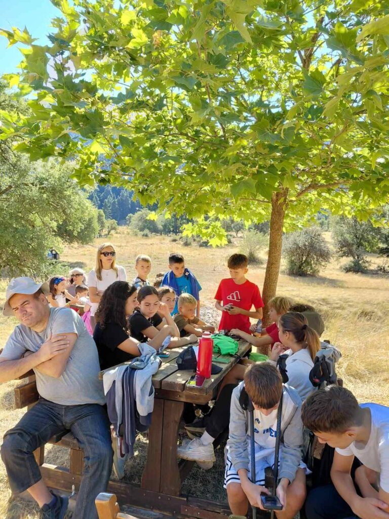 Αντάμωμα στο λιβάδι της Λουκά στο Βραχνί ΦΩΤΟ