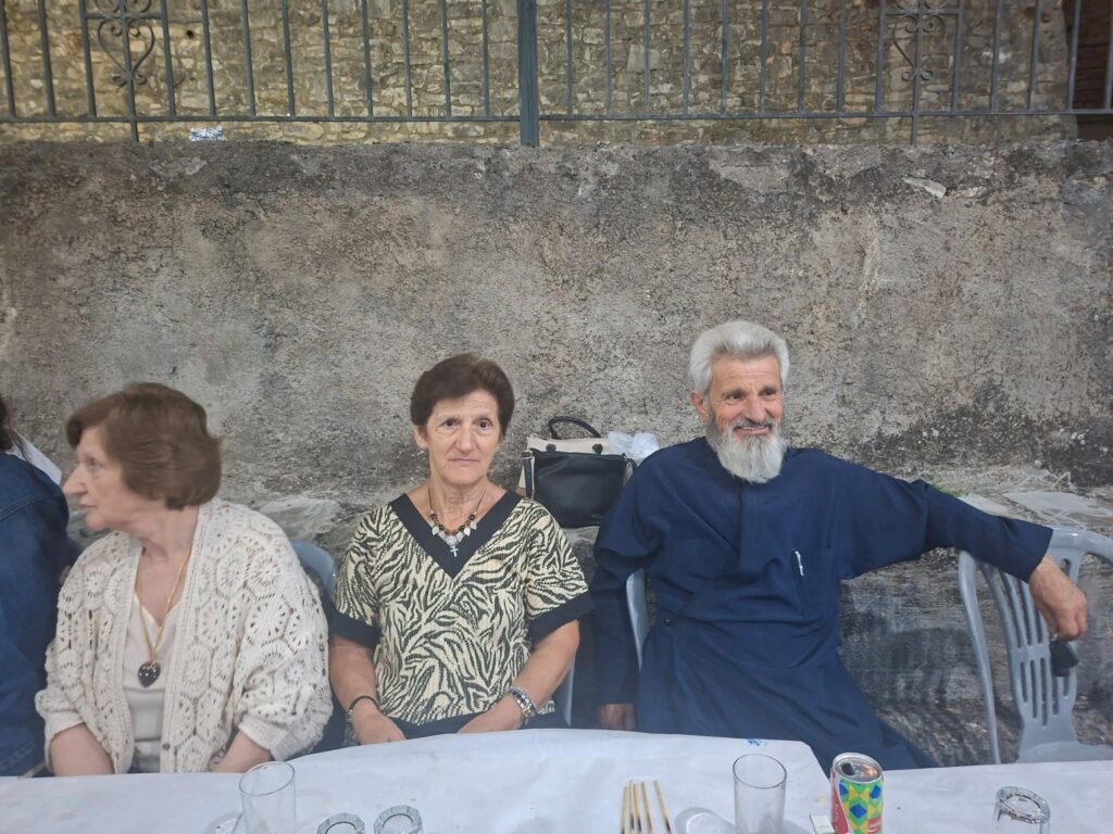 Ο Σύλλογος Δρυμοτών Καλαβρύτων έκανε εκδήλωση στο χωριό ΦΩΤΟ