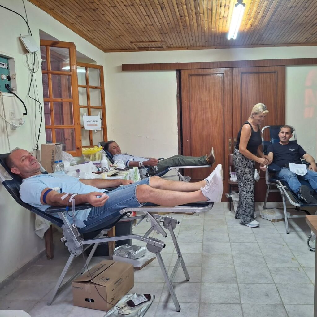 Εθελοντική αιμοδοσία στο Καλούσι ΦΩΤΟ