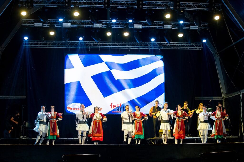 Εντυπωσίασε ο Χορευτικός Όμιλος Αιγίου στο Διεθνές Φεστιβάλ Festart ΦΩΤΟe