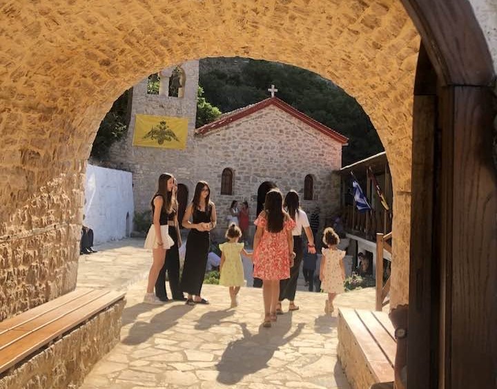 Λαμπρός εορτασμός για την Παναγία των Νοτενών στο Σκιαδοβούνι ΦΩΤΟ