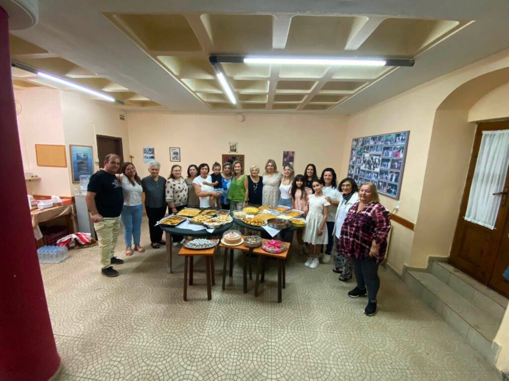 Πλούσιοι μεζέδες στη βραδιά Karaoke του Συλλόγου της Γουμένισσας ΦΩΤΟ