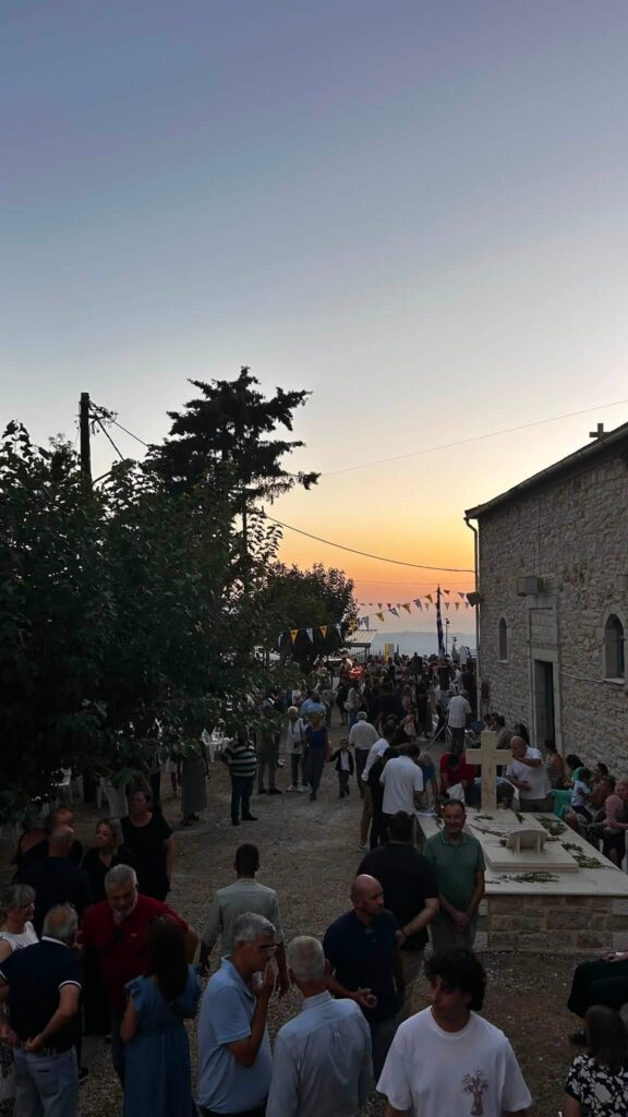 Ο εορτασμός της Παναγίας της Νοτενιώτισσας από τον Σύλλογο Σκιαδιωτών ΒΙΝΤΕΟ-ΦΩΤΟ