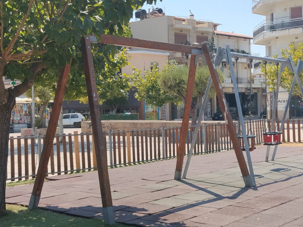 Δυτική Αχαΐα: Επικινδυνότητα σε κάποιες Παιδικές χαρές που ελλοχεύουν τραυματισμούς ΦΩΤΟ