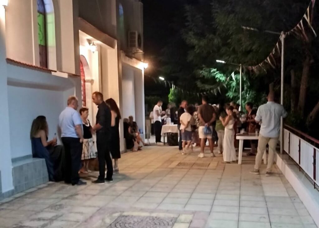 Εσπερινός για τον Άγιο Ιωάννη στο χωριό Κούμαρη