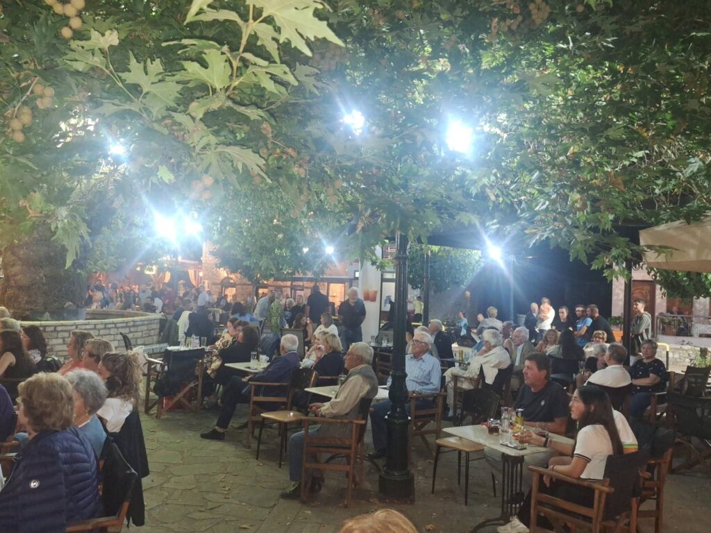 Η Χορωδία «Φίλοι της Βυζαντινής μουσικής - Φίλιππος Οικονόμου» στην Κέρτεζη ΦΩΤΟ