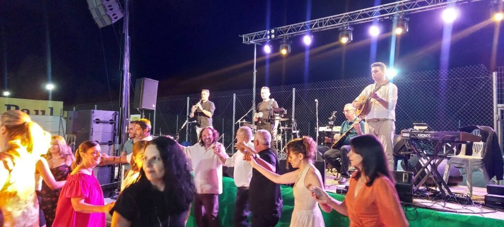 Για πρώτη φορά «Προσφυγικό Αντάμωμα» στο Αίγιο ΒΙΝΤΕΟ-ΦΩΤΟ