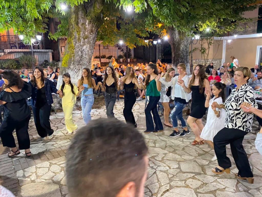 Το «Συναπάντημα 2026» στη Γουμένισσα Καλαβρύτων ΦΩΤΟ 25 Το «Συναπάντημα 2026» στη Γουμένισσα Καλαβρύτων ΦΩΤΟ