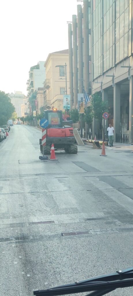 Πάτρα: Ξαφνικά έκλεισε το ένα ρεύμα της Αγίου Ανδρέου με 40' από Ναυάρχων - Νόρμαν ΦΩΤΟ 5 Πάτρα: Ξαφνικά έκλεισε το ένα ρεύμα της Αγίου Ανδρέου με 40' από Ναυάρχων - Νόρμαν ΦΩΤΟ