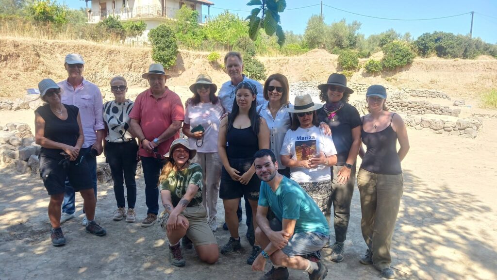 Αιγιάλεια: Επίσκεψη του ευρωβουλευτή Νίκου Παπανδρέου σε πυρόπληκτες περιοχές και Αρχαία Ελίκη ΦΩΤΟ