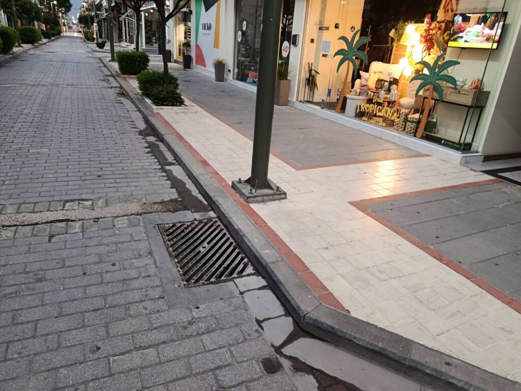Αίγιο: Απολύμανση κοινόχρηστων χώρων με ειδικά συνεργεία του Δήμου ΒΙΝΤΕΟ-ΦΩΤΟ